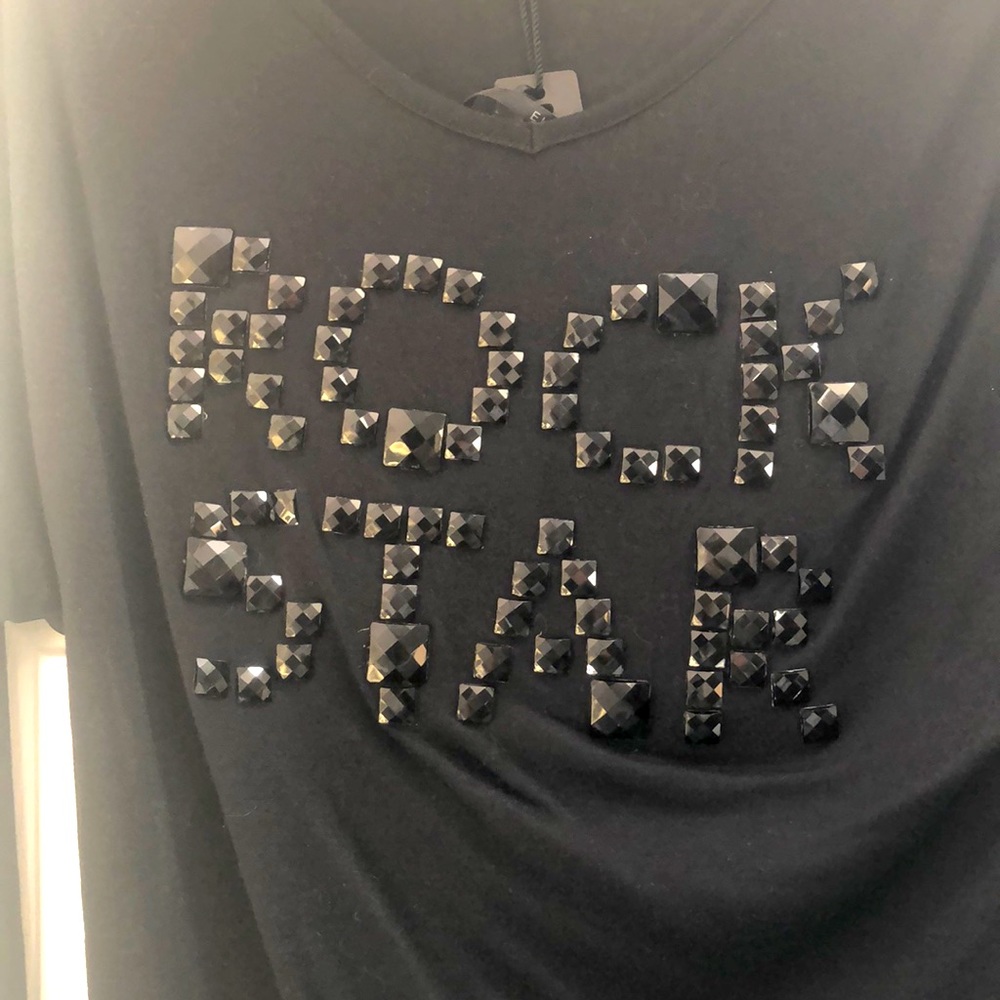 Beautiful, Hip Rock Star emblem! Lightweight Modal silk long top.